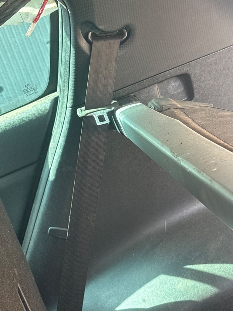 [EPE-123075] Pretensor de cinturón de seguridad trasero derecho Kia Sportage 2019