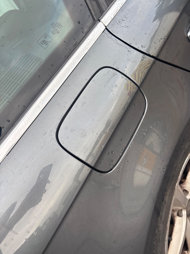 [EPE-123507] Tapa de combustible Audi A4 2012