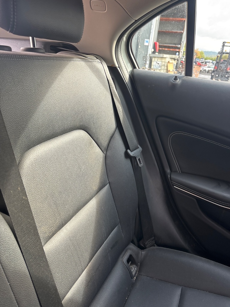 [EPE-123636] Pretensor trasero izquierdo cinturón seguridad Mercedes A-Klasse W176