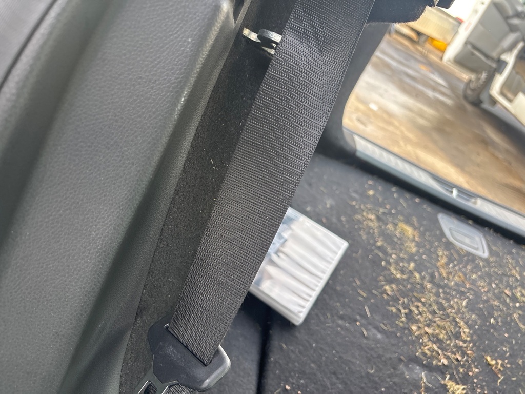 [EPE-123637] Pretensor trasero derecho cinturón seguridad Mercedes A-Klasse W176