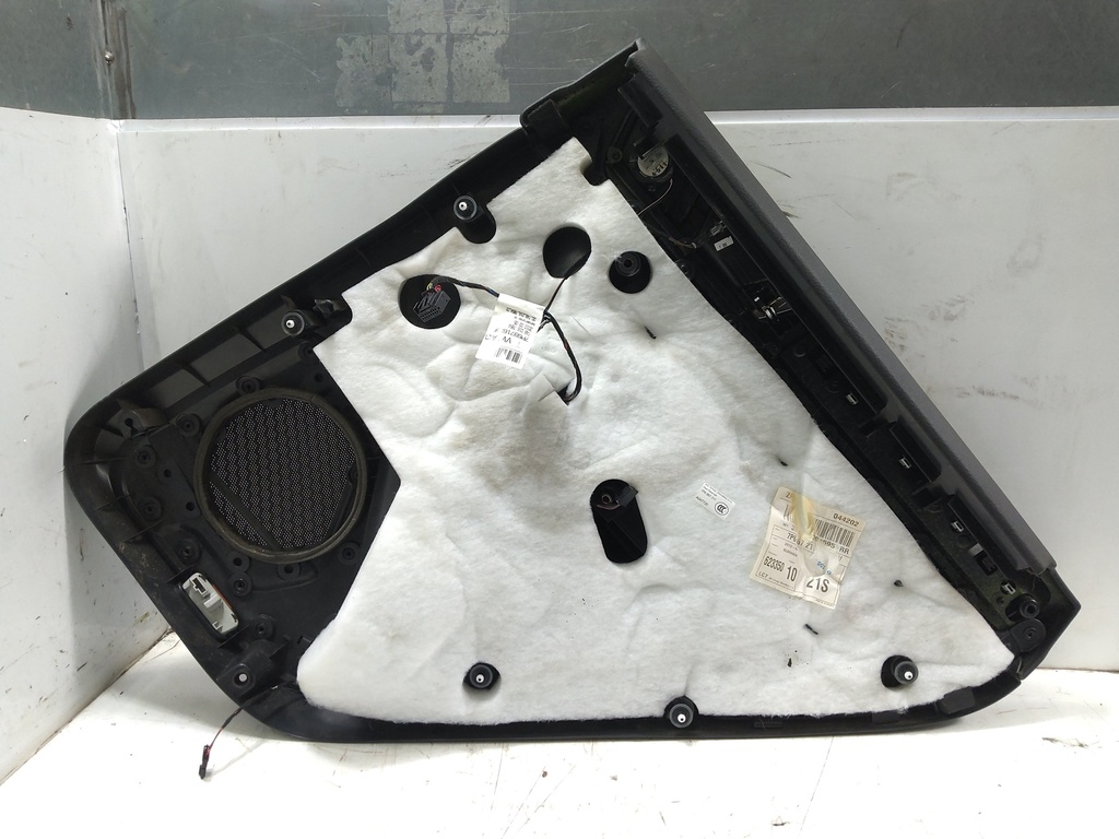 [MTD-535224] Revestimiento de puerta VW Touareg 7P5