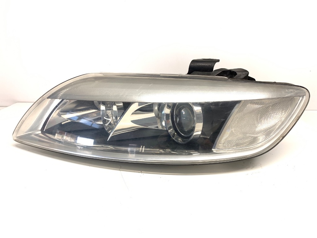 [STARK-723841] Faros delanteros izquierdos Audi Q7 (4LB) 2006-2016