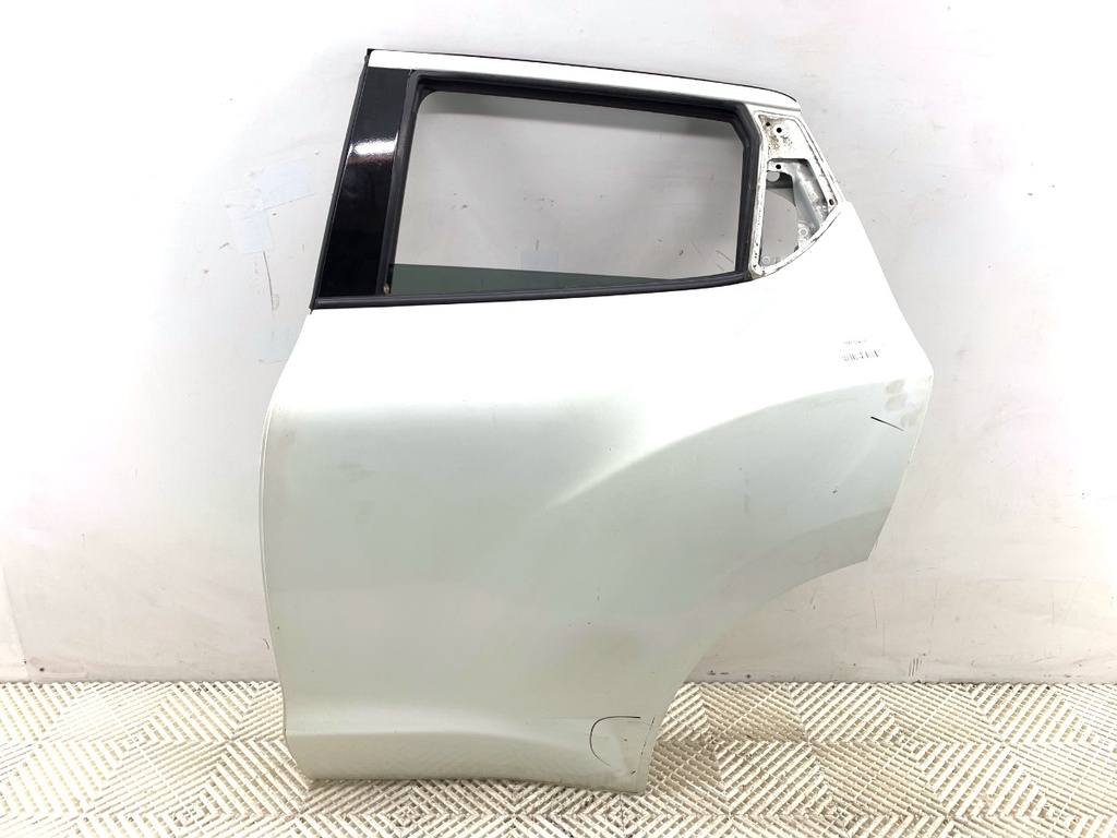 [STARK-803976] Puerta trasera izquierda NISSAN JUKE (F15) 2010-2022