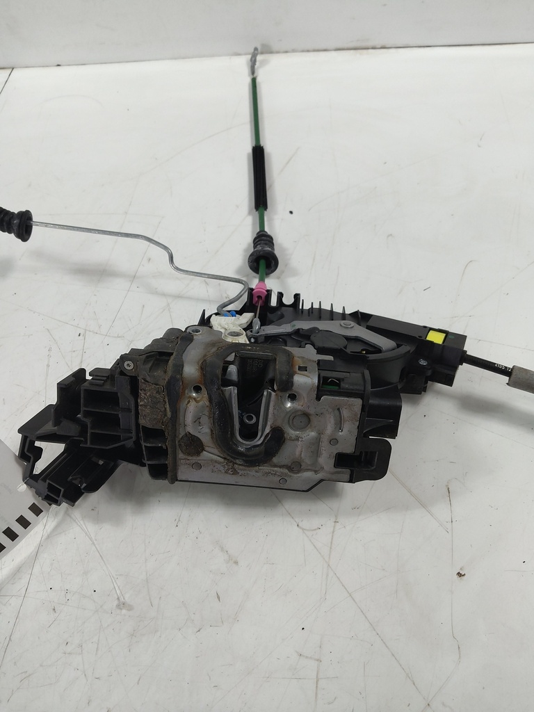 [MTD-535334] Cerradura de puerta Mercedes-Benz Clase E 220 d