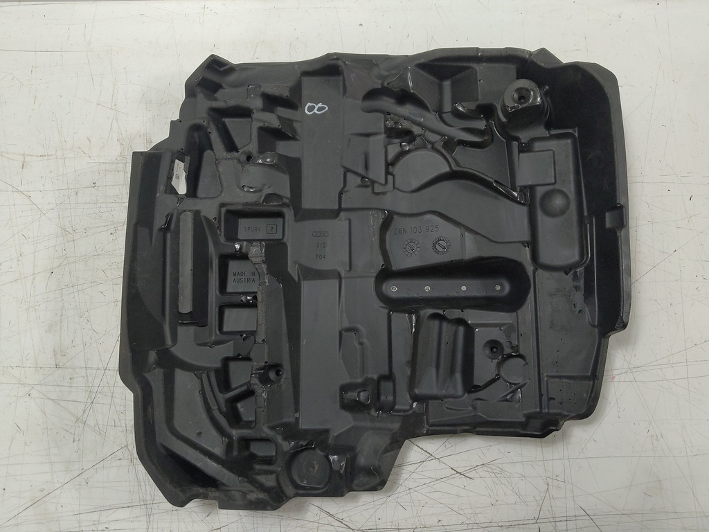 [MTD-535419] Cubierta de motor Audi A4 2021
