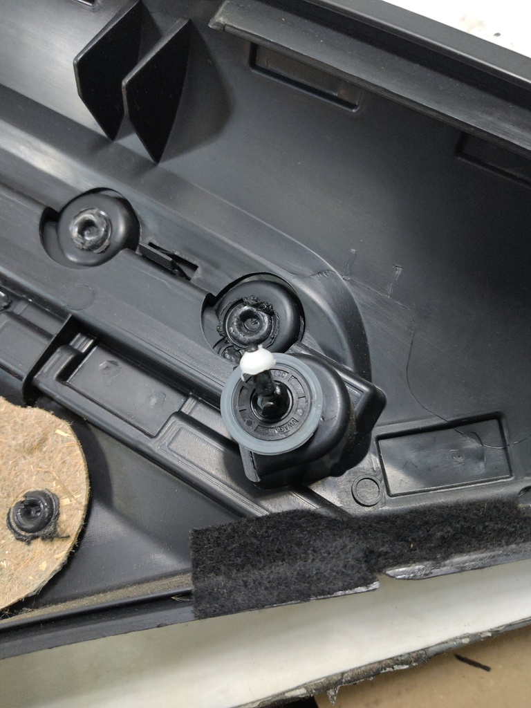 [MTD-535516] Revestimiento de la puerta VW Golf