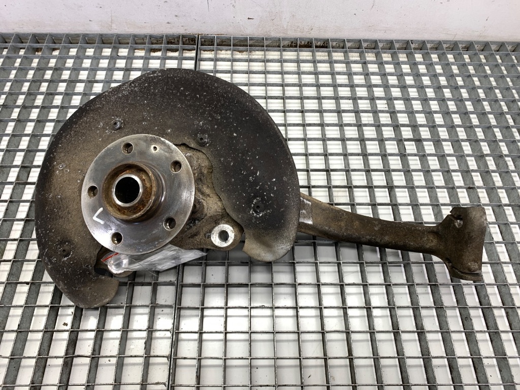 [STARK-852598] Mangueta delantera izquierda AUDI A6 C7 Avant (4G5, 4GD) 2011-2018