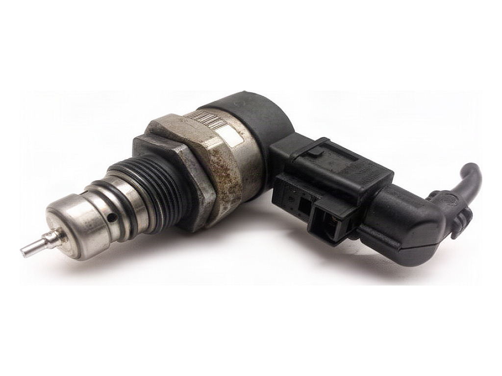 [STARK-941733] Regulador de presión de combustible VW Passat B6