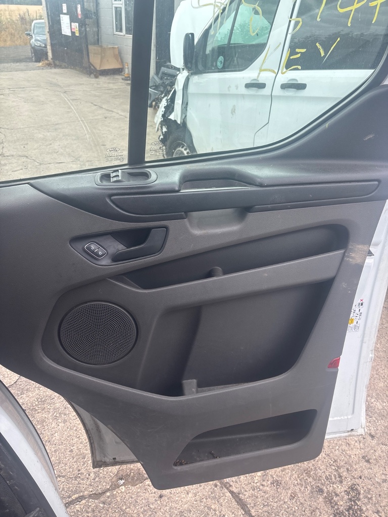 [EPE-102007] Panel interior de puerta delantera derecha Ford Transit Custom 2019