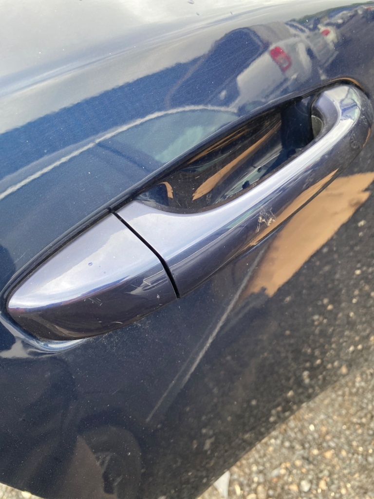 [EPE-104046] Tirador exterior puerta trasera derecha Ssangyong Tivoli