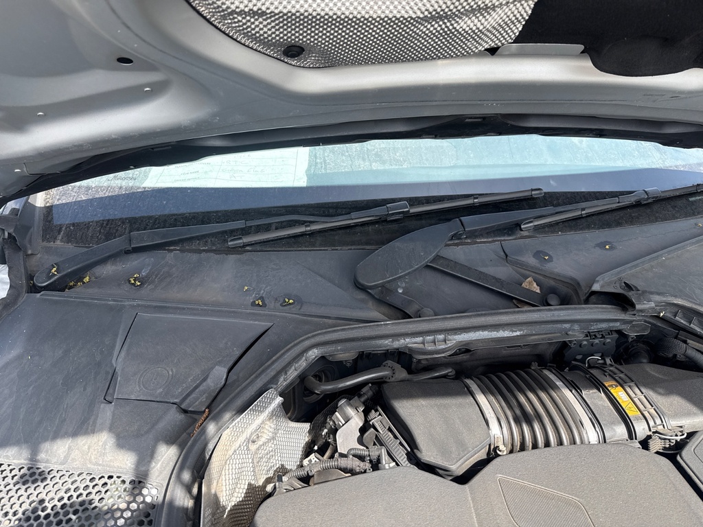 [EPE-104513] Motor y mecanismo de limpiaparabrisas delantero Mercedes-Benz Clase C W205