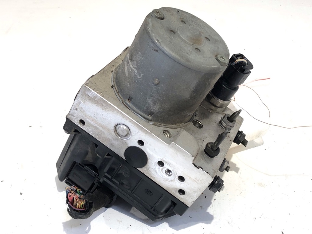 [STARK-741547] Bomba ABS BMW Serie 7 (E65, E66, E67) 2001-2009