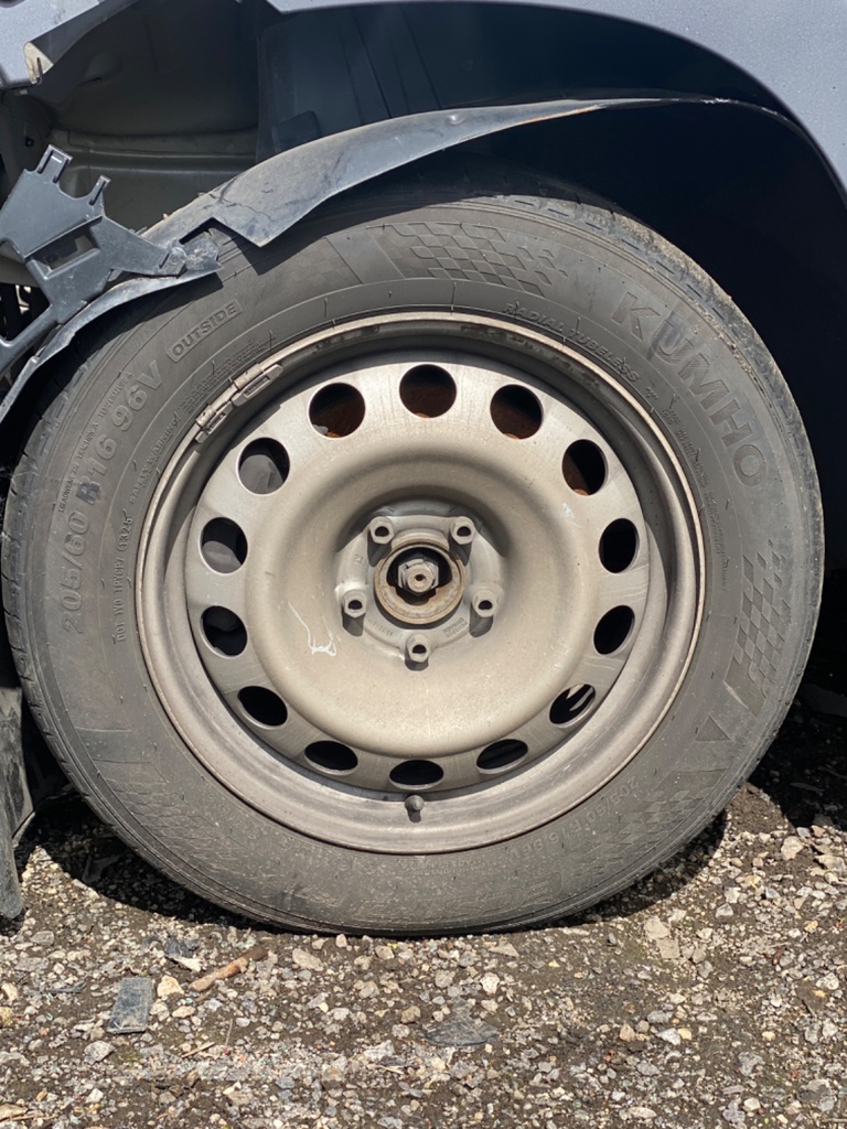 [EPE-102248] Llanta de acero Peugeot Partner k9