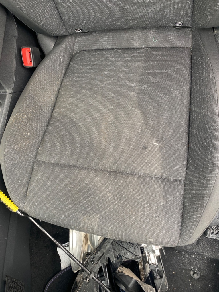 [EPE-102942] Asiento delantero izquierdo Vw Golf VIII 1.5 TSI