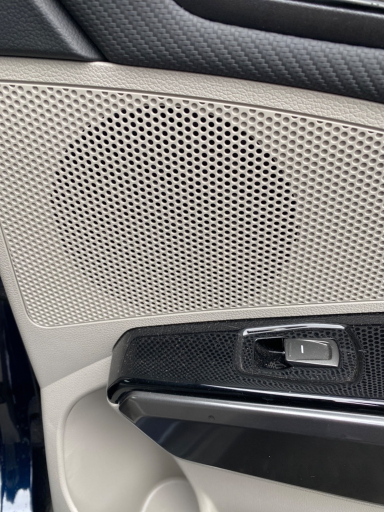 [EPE-104051] Altavoz puerta trasera derecha SsangYong Tivoli
