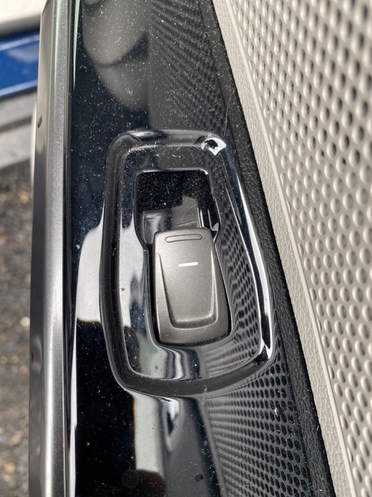 [EPE-104052] Pulsador elevalunas trasero derecho Ssangyong Tivoli