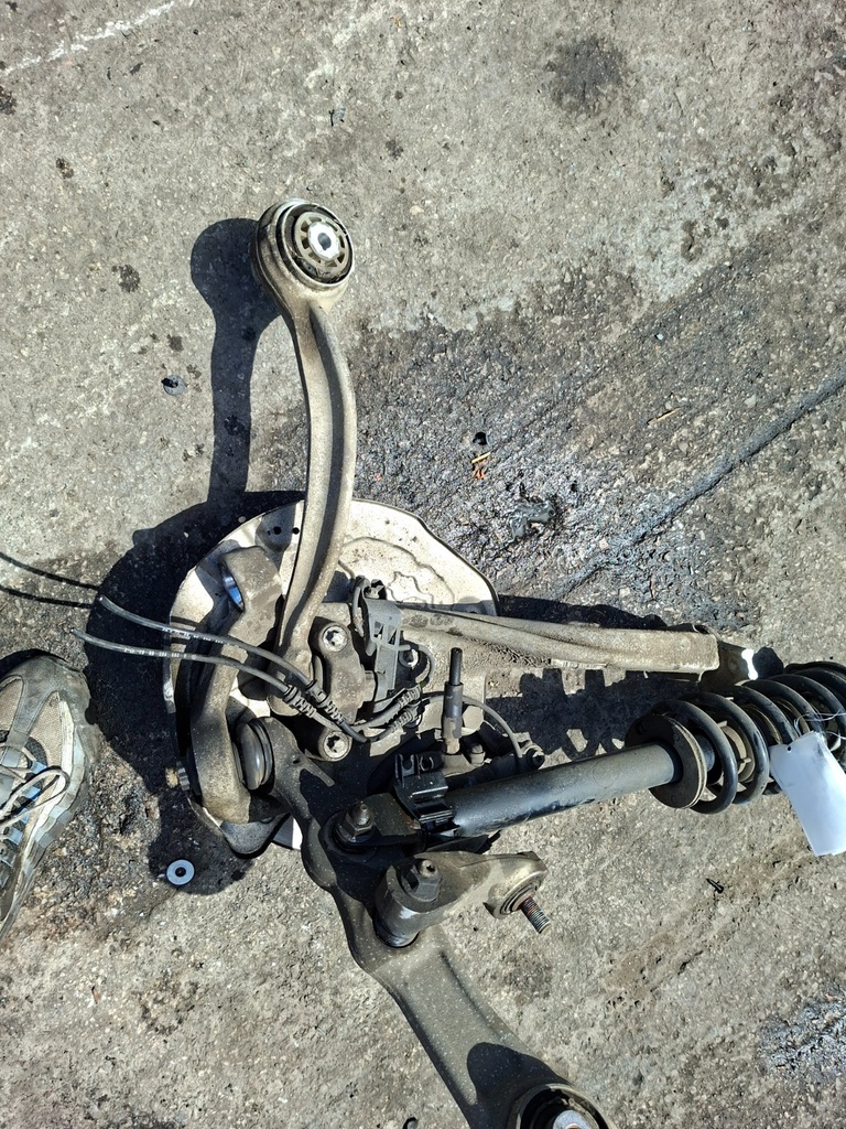 [EPE-104613] Brazo de suspensión delantero derecho Mercedes-Benz Clase C W205