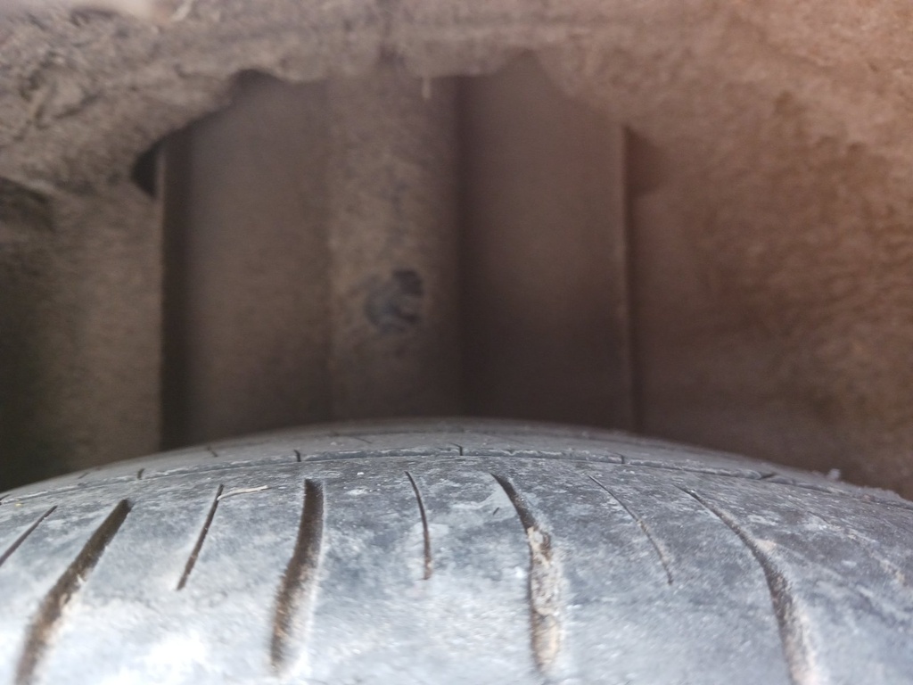 [EPE-105331] Amortiguador trasero derecho Ford Focus