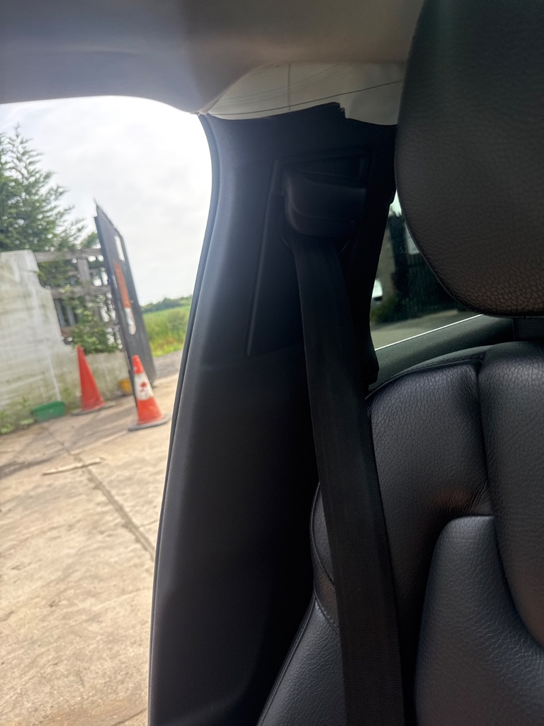 [EPE-105992] Embellecedor Pilar B Volvo V90