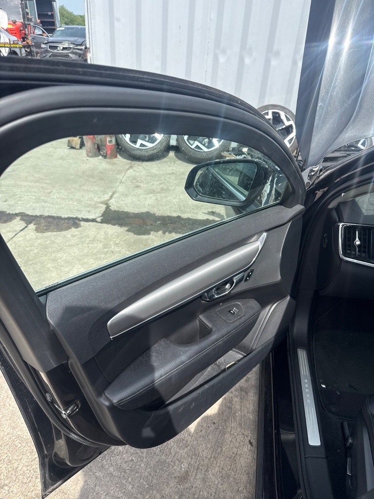 [EPE-106051] Arnés puerta delantera izquierda Volvo V90