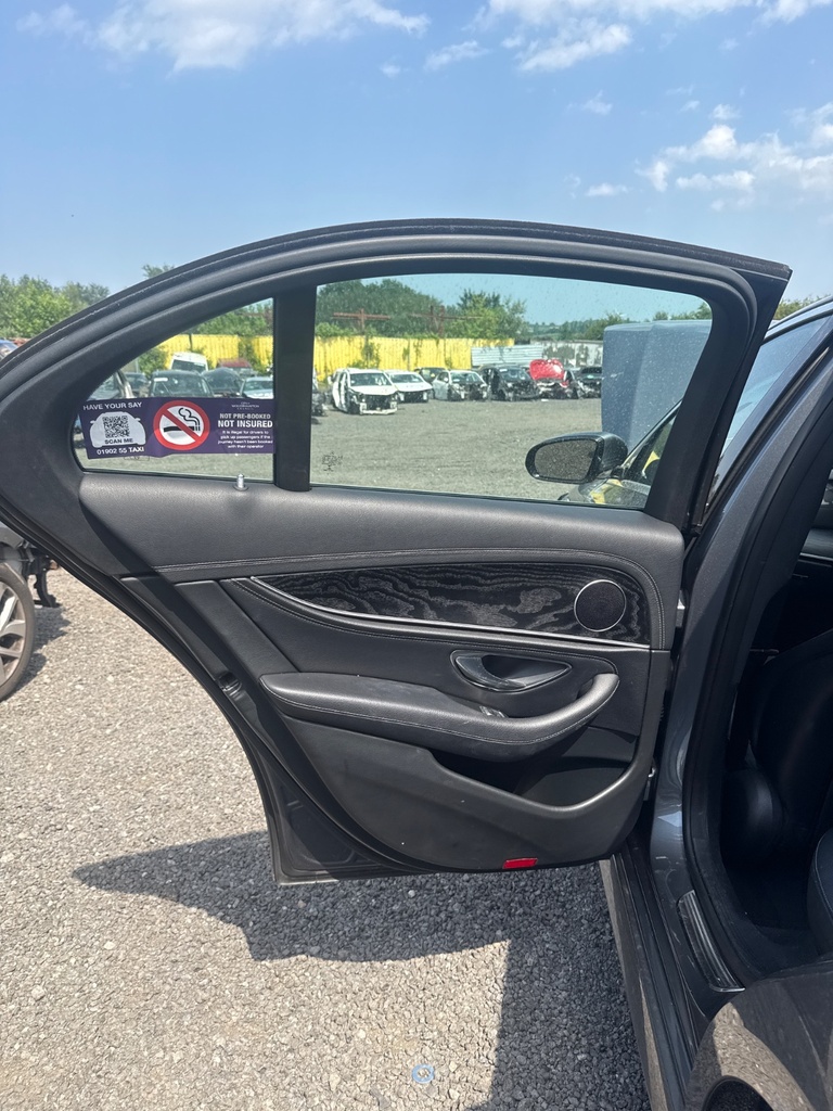 [EPE-106373] Arnés de cableado puerta trasera izquierda Mercedes-Benz E-Class W213