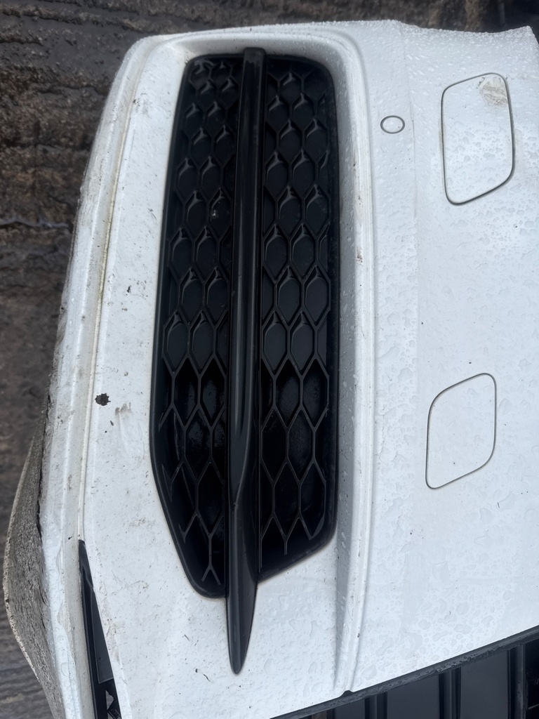 [EPE-107677] Rejilla radiador delantero derecho Audi A6 C7