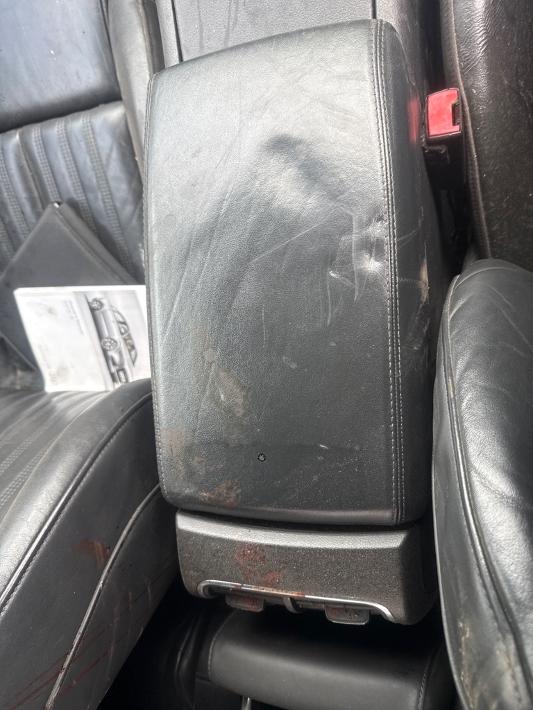 [EPE-107720] Reposabrazos de consola central Audi A6 C7