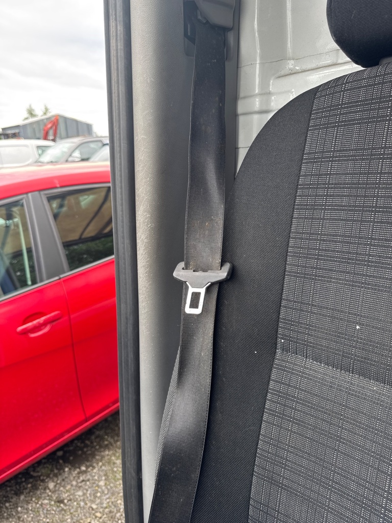 [EPE-108923] Pretensor de cinturón de seguridad delantero derecho Mercedes-Benz Sprinter