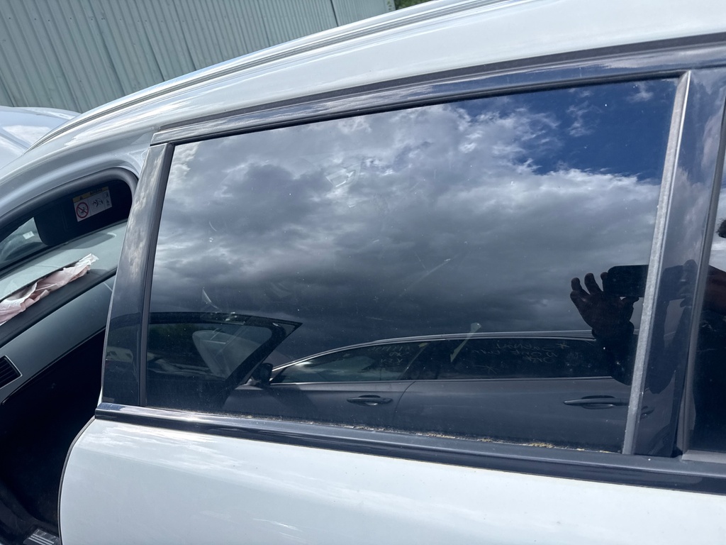 [EPE-109056] Cristal de puerta trasero izquierdo Jaguar XF (2012-2014)