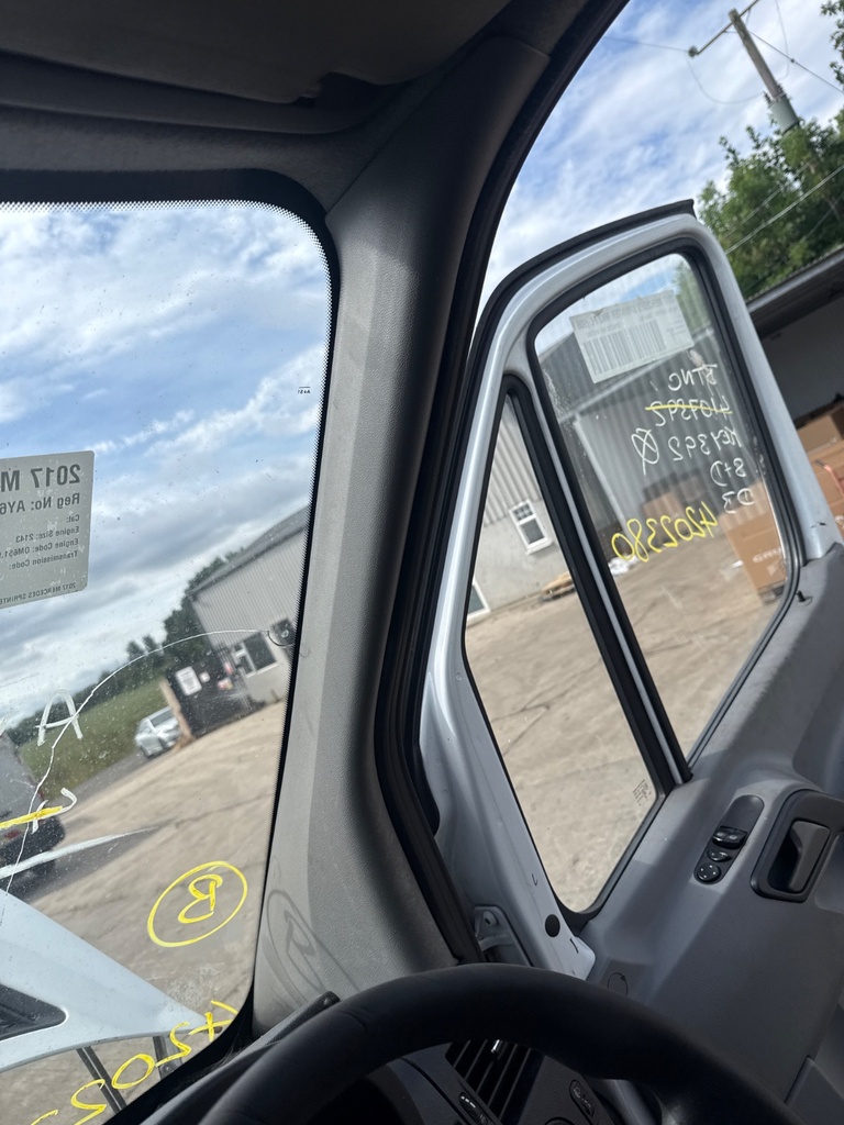 [EPE-109362] Pilar A Mercedes-Benz Sprinter 314CDI