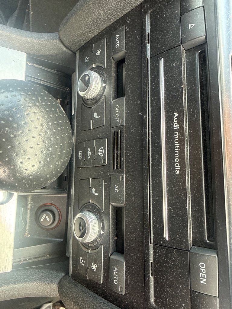 [EPE-109755] Módulo de control de climatización Audi Q7 4LB