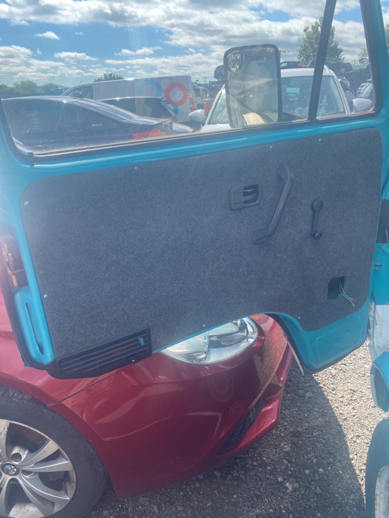 [EPE-109922] Panel interior de puerta delantera izquierda VW Transporter T3