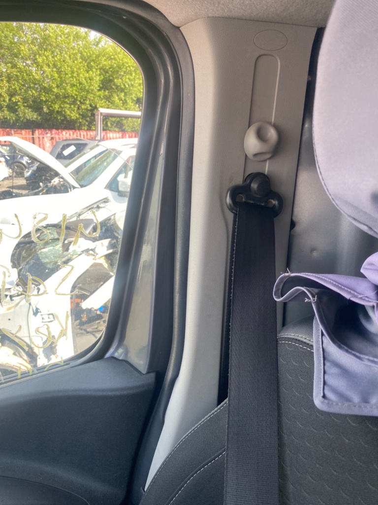 [EPE-109990] Embellecedor Pilar B Vauxhall Vivaro 1.6 CDTI