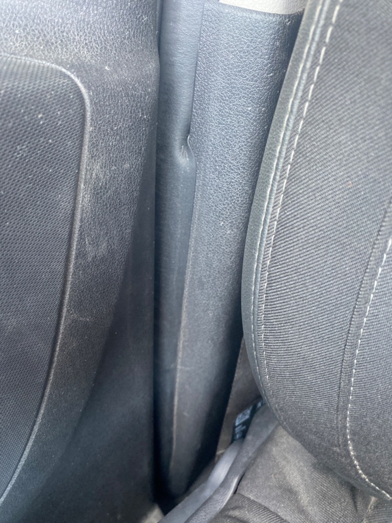 [EPE-110001] Embellecedor Pilar B Inferior Derecha Vauxhall Vivaro 1.6 CDTI