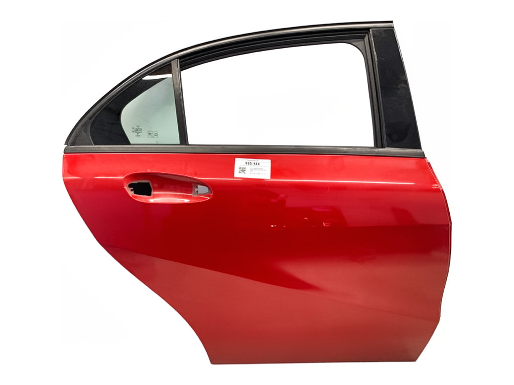 [STARK-925424] Puerta trasera derecha Mercedes-Benz Clase A (W176) 2012-2018