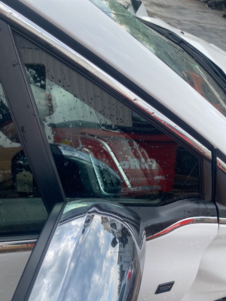 [EPE-110501] Cristal de puerta delantero derecho Peugeot 208 (2018-2019)