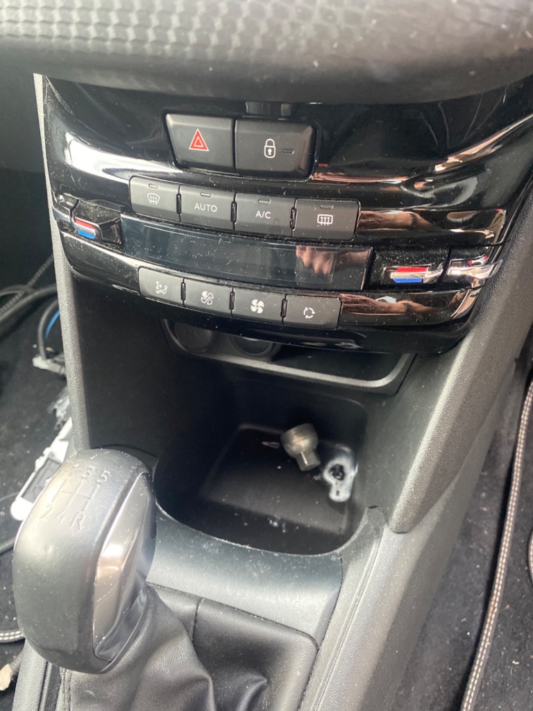 [EPE-110523] Mando de calefacción Peugeot 208 1.2 Puretech
