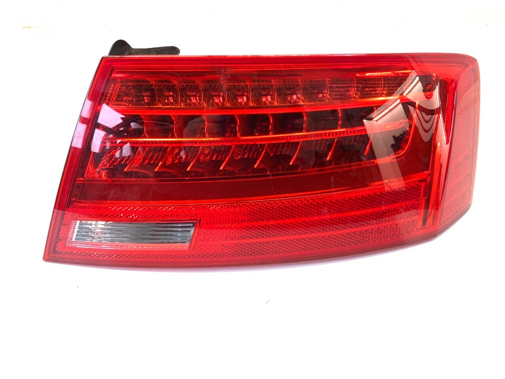 [STARK-892589] Piloto trasero derecho AUDI A5 (8T3) 2007-2017