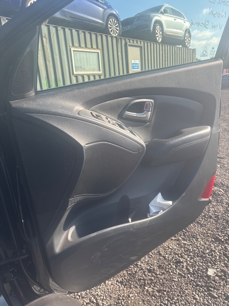 [EPE-110769] Cristal de puerta delantera derecha Hyundai IX35