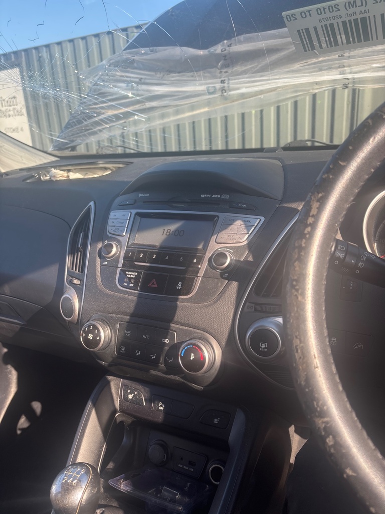 [EPE-110777] Consola central Hyundai IX35 1.6