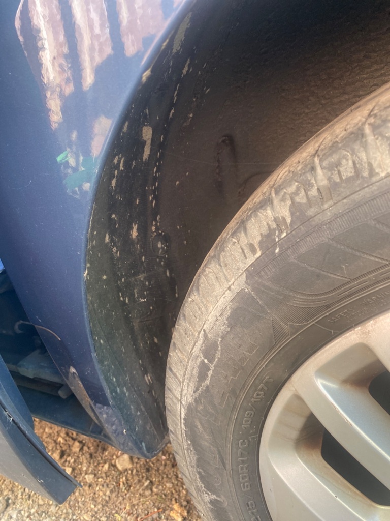 [EPE-110952] Moldura paso de rueda trasero izquierdo Renault Trafic 2020