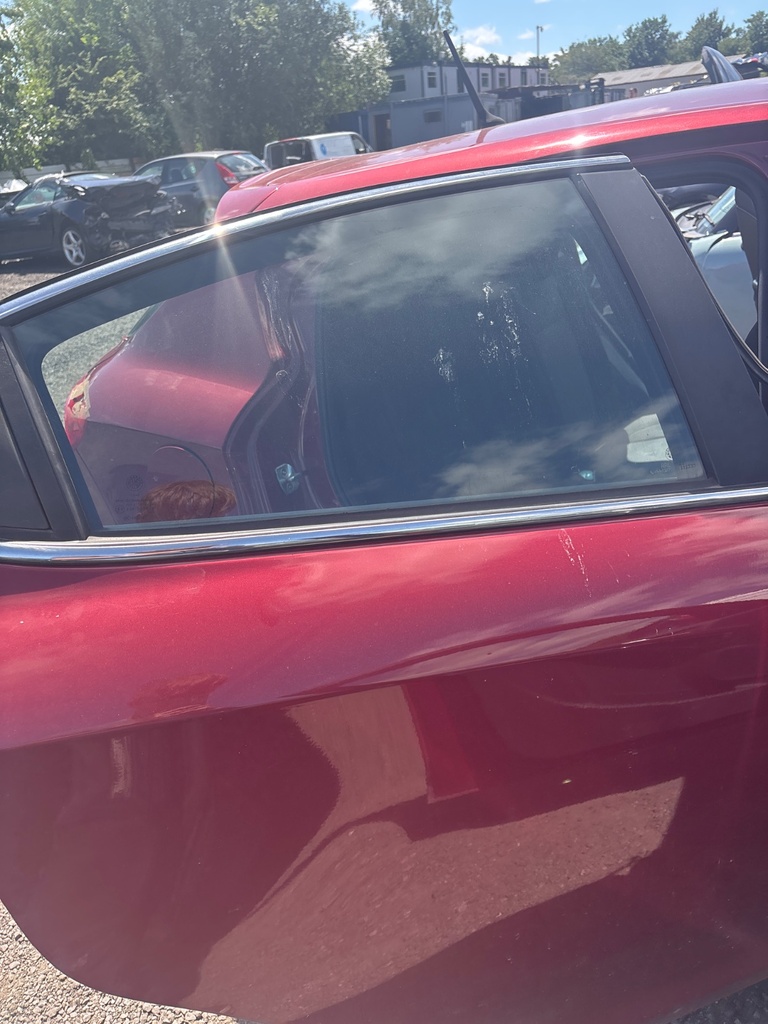 [EPE-111754] Cristal de puerta trasero derecho Alfa Romeo Giulietta
