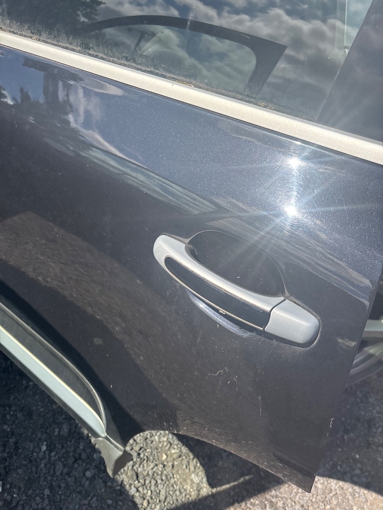 [EPE-112017] Tirador de puerta trasero exterior izquierdo Porsche Cayenne