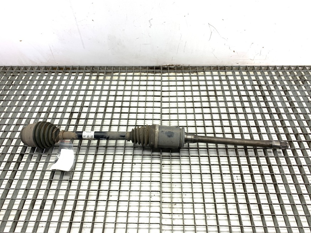 [STARK-888895] Semieje delantero derecho BMW X5 (G05, F95) 2018-