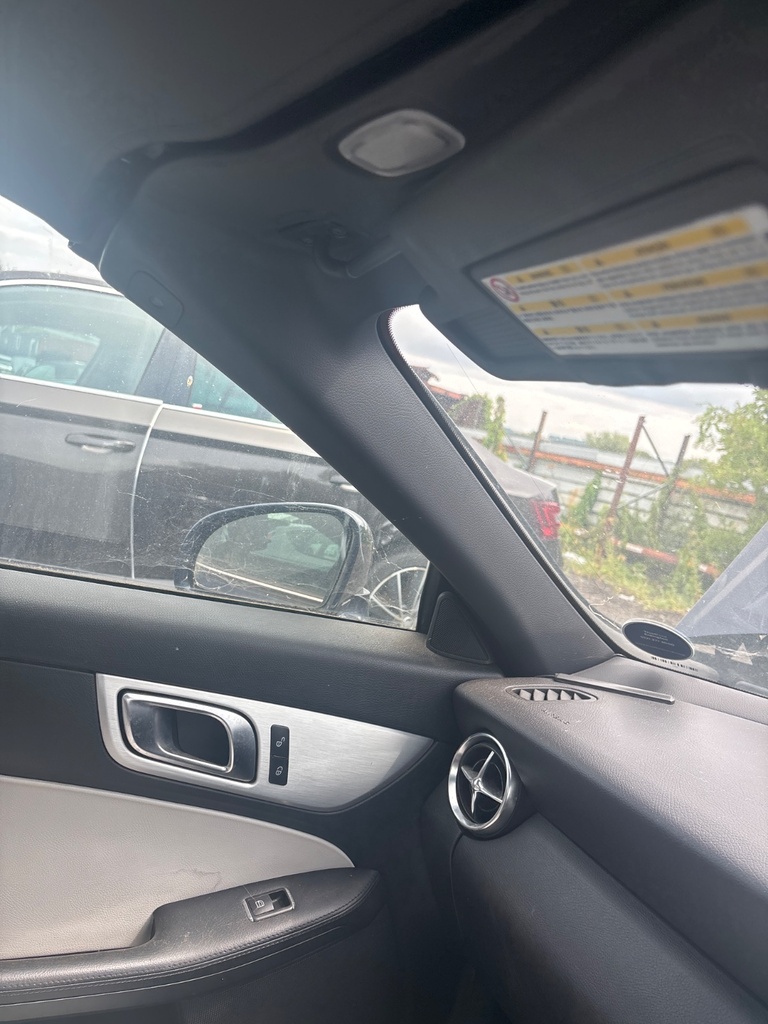 [EPE-112485] Pilar A Mercedes-Benz SLK 2012