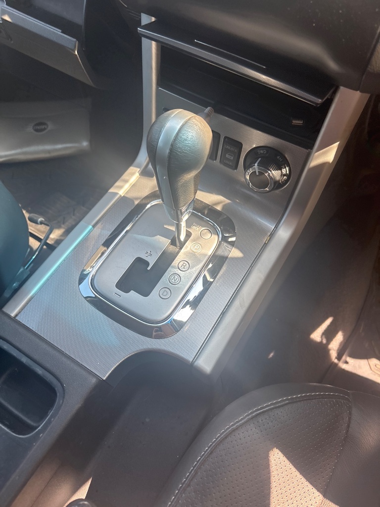 [EPE-112946] Selector de cambio automático Nissan Navara NP300 2.5 dCi