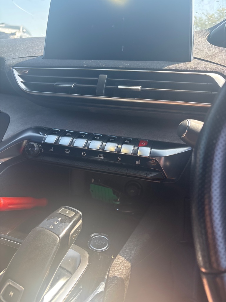 [EPE-113742] Panel de control de calefacción Peugeot 3008