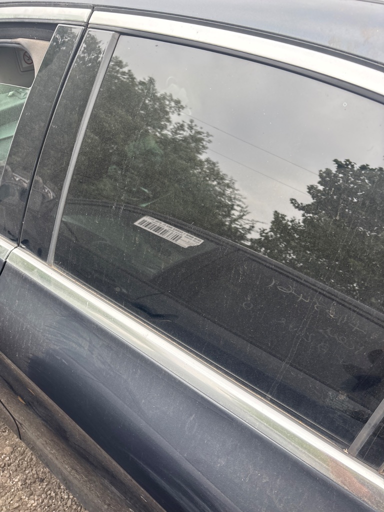 [EPE-113898] Cristal de puerta trasero izquierdo Mercedes Clase C W205