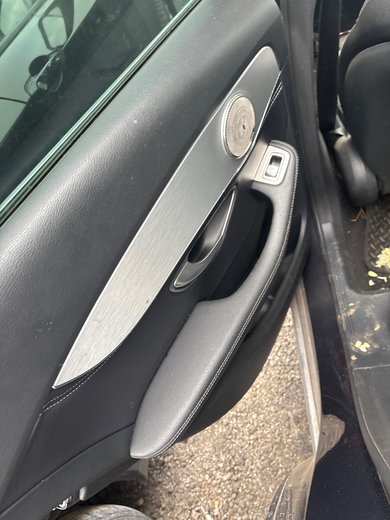 [EPE-113905] Altavoz puerta trasera izquierda Mercedes C-Klasse W205