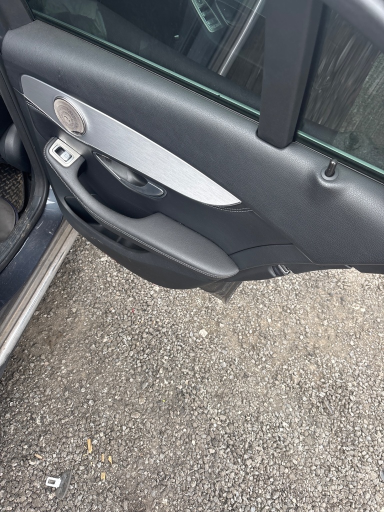 [EPE-113941] Altavoz de puerta trasero derecho Mercedes-Benz Clase C W205